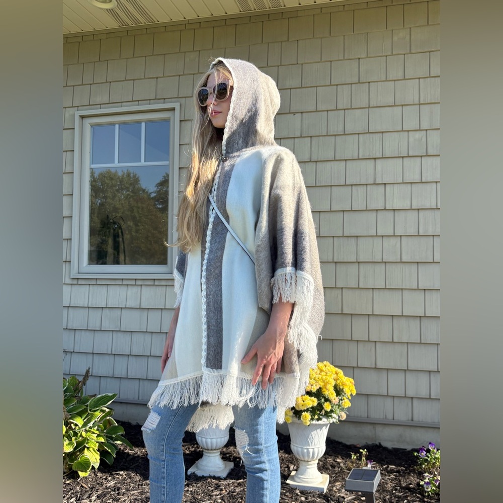 NWOT - Alpaca Blend Ruana - OS - Picture 8 of 12